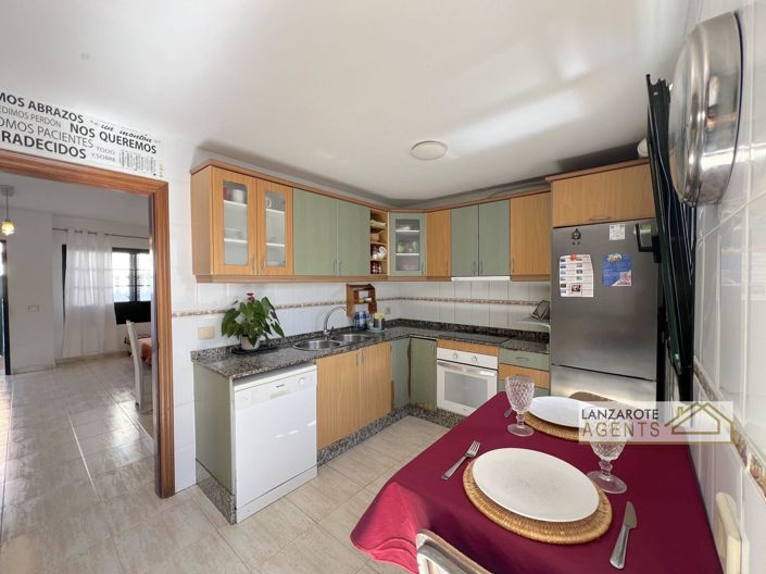 Image No.5-3 Bed House for sale