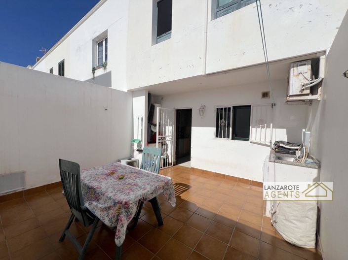 Image No.8-3 Bed House for sale