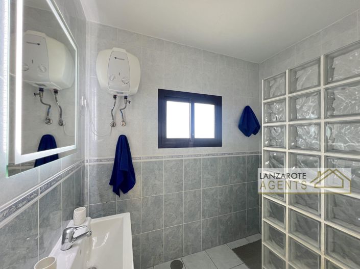 Image No.18-3 Bed Villa for sale