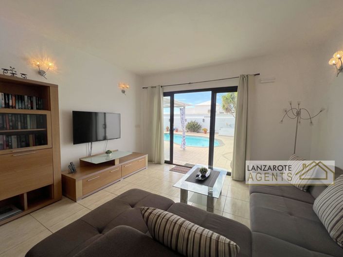 Image No.3-3 Bed Villa for sale