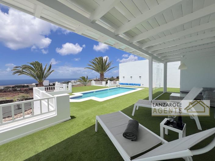 Image No.27-3 Bed Villa for sale