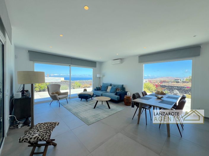 Image No.3-4 Bed Villa for sale