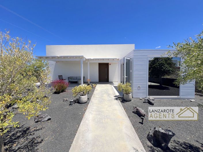 Image No.38-4 Bed Villa for sale
