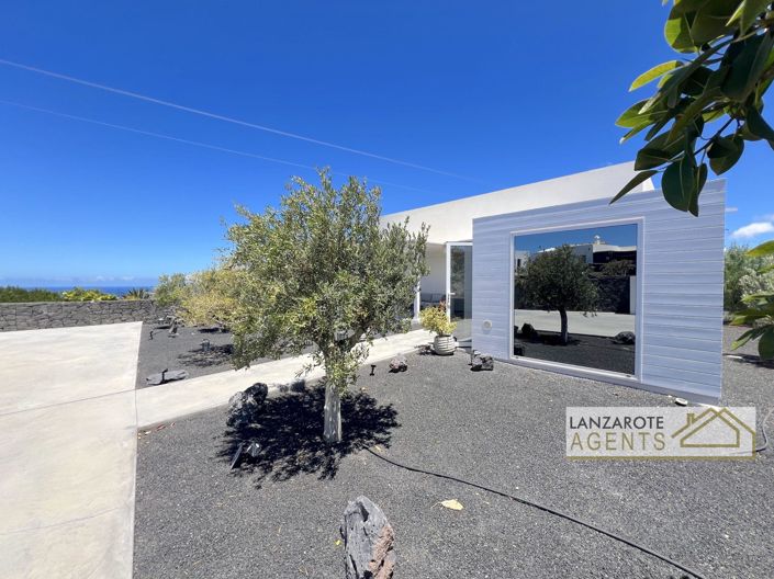 Image No.42-4 Bed Villa for sale