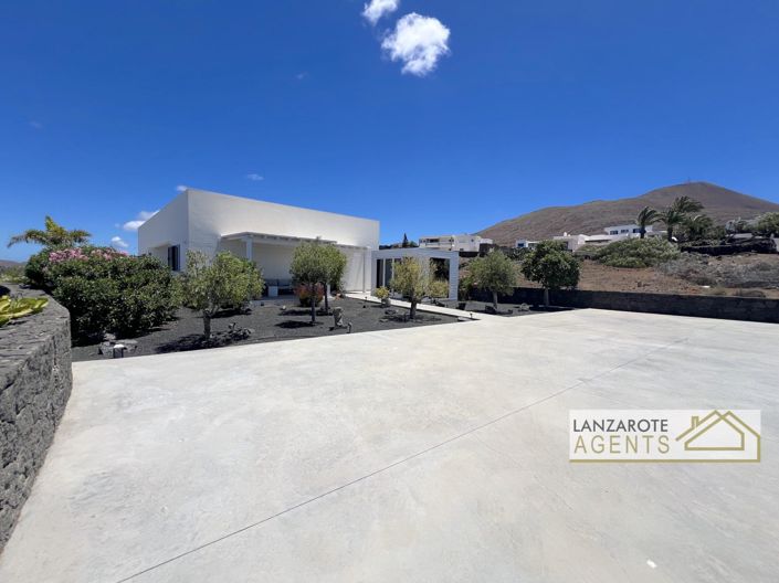 Image No.43-4 Bed Villa for sale