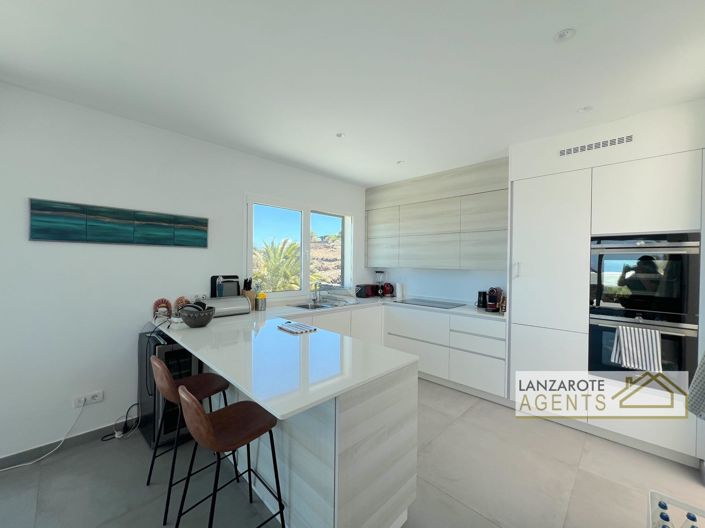 Image No.6-4 Bed Villa for sale