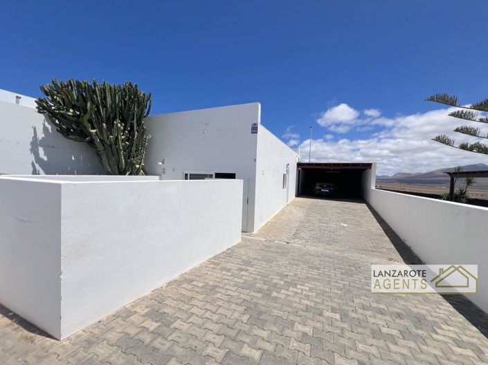Image No.23-5 Bed Villa for sale
