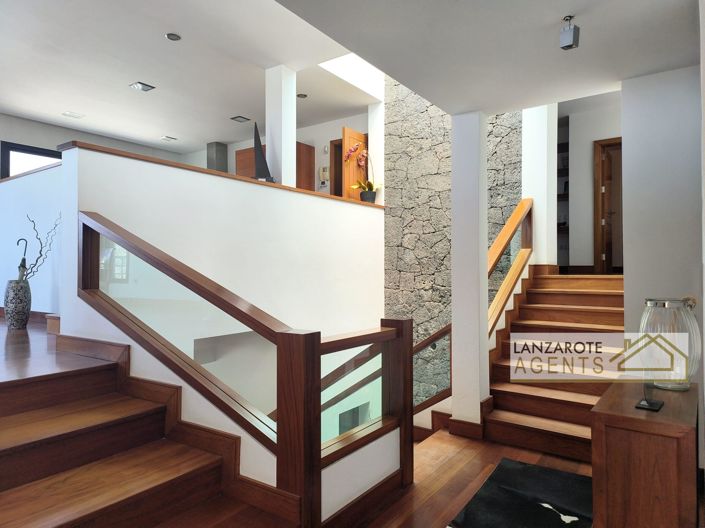 Image No.24-6 Bed Villa for sale