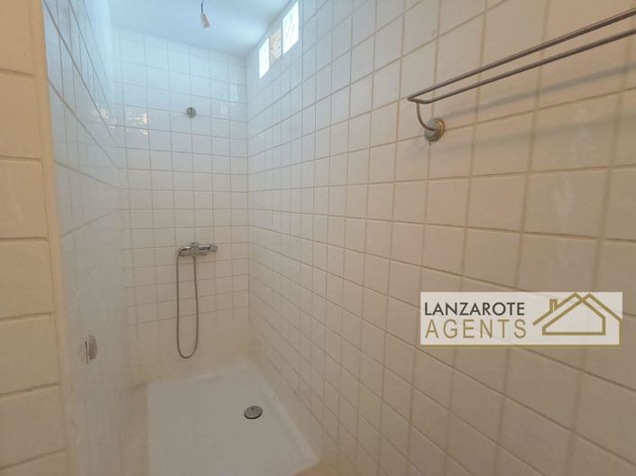 Image No.34-6 Bed Villa for sale