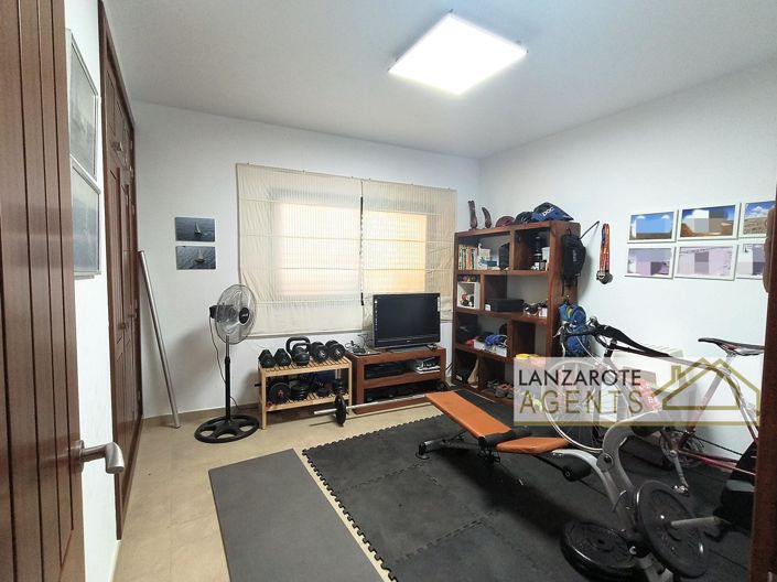Image No.35-6 Bed Villa for sale