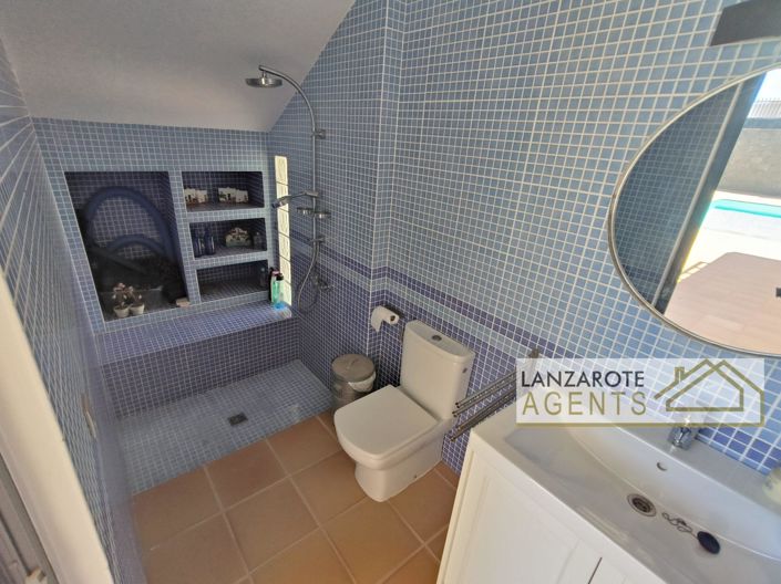 Image No.37-6 Bed Villa for sale