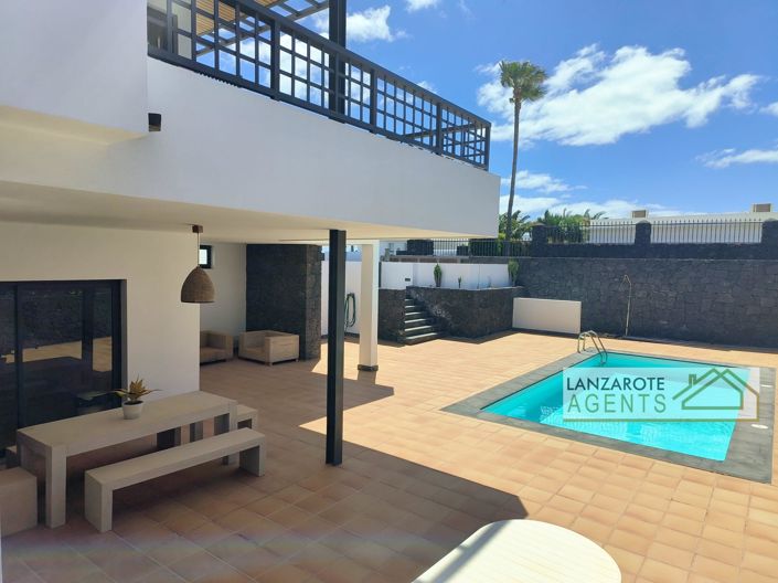 Image No.38-6 Bed Villa for sale