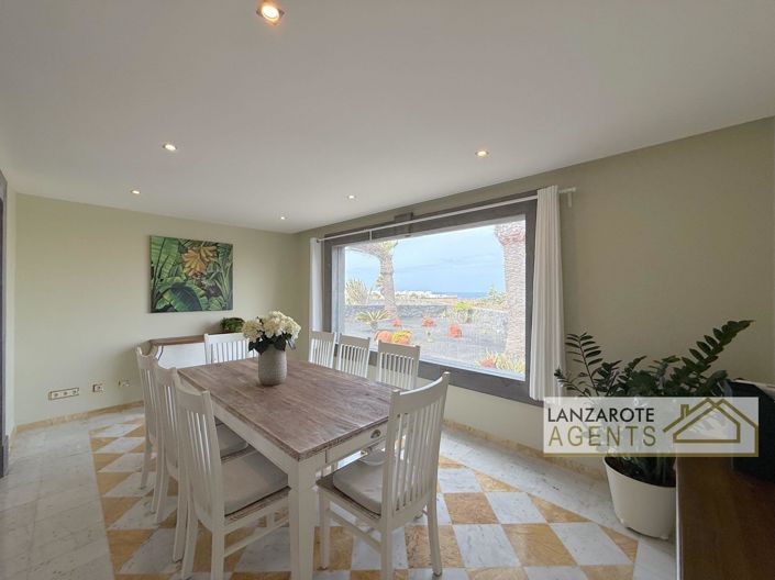 Image No.4-3 Bed Villa for sale
