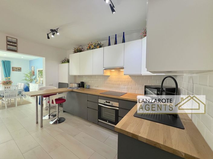 Image No.3-3 Bed Villa for sale