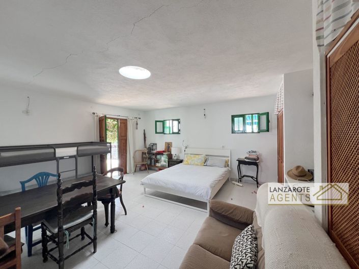 Image No.2-Villa de 3 chambres à vendre à Yaiza