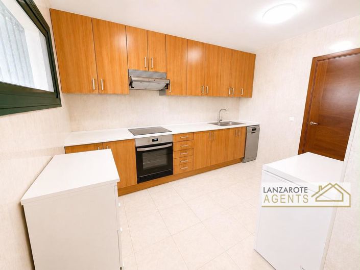 Image No.9-2 Bed Villa for sale