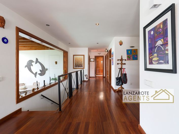 Image No.20-6 Bed Villa for sale
