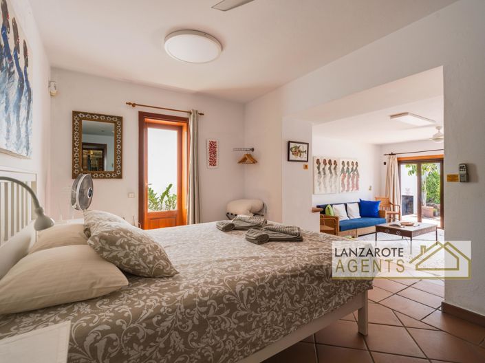 Image No.21-6 Bed Villa for sale