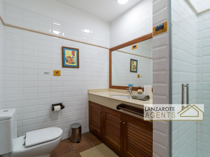 Image No.23-6 Bed Villa for sale