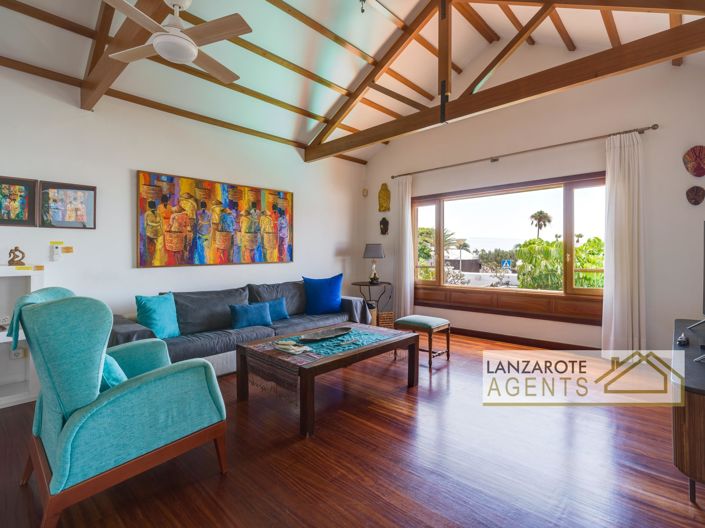Image No.3-6 Bed Villa for sale