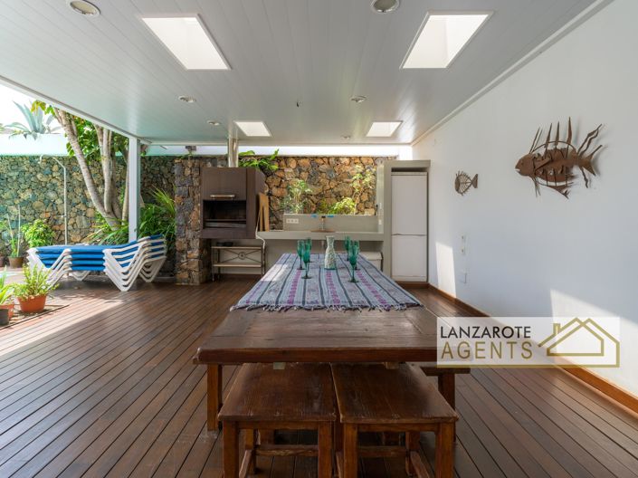 Image No.30-6 Bed Villa for sale