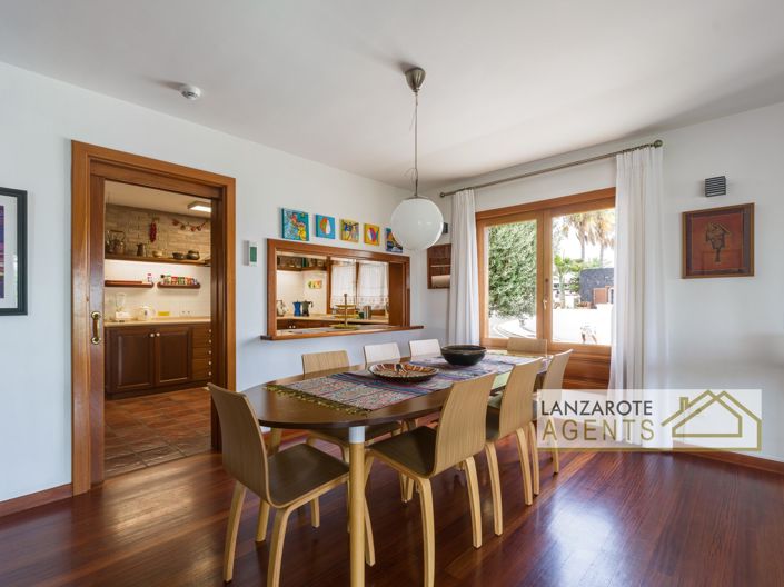 Image No.7-6 Bed Villa for sale