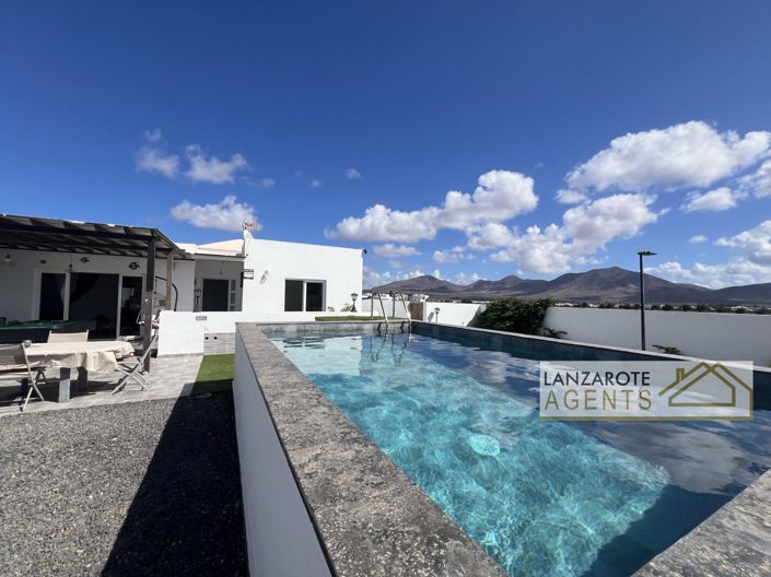 Image No.20-4 Bed Villa for sale