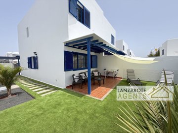 1 - Playa Blanca, House