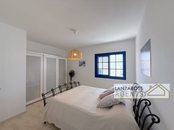 Image No.15-2 Bed House for sale