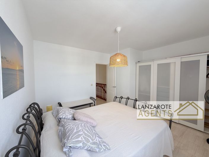 Image No.17-2 Bed House for sale