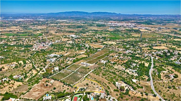 Image No.3-4 Bed Plot for sale
