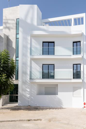Image No.1-3 Bed Apartment for sale