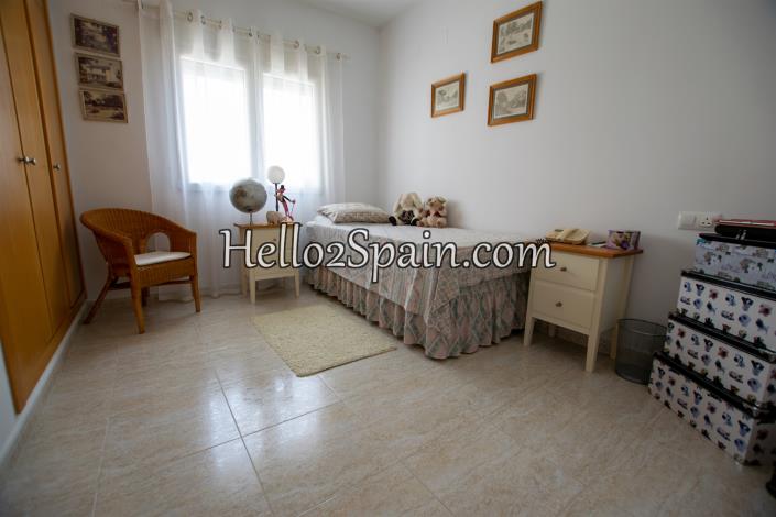 Image No.16-3 Bed Townhouse for sale