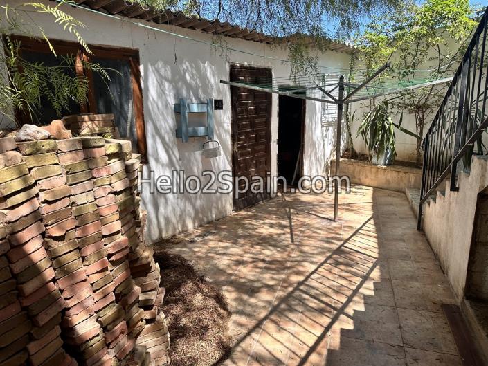 Image No.29-4 Bed Villa / Detached for sale