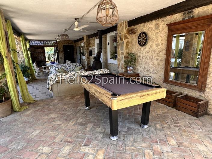 Image No.39-4 Bed Villa / Detached for sale