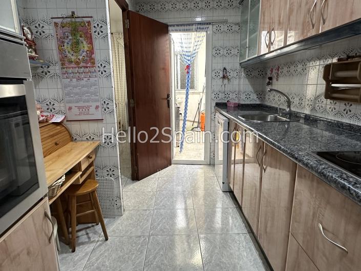 Image No.4-5 Bed Townhouse for sale