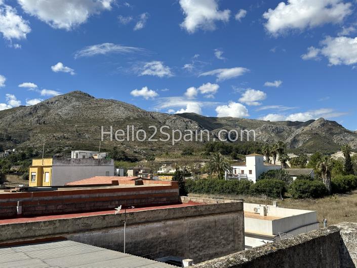 Image No.31-5 Bed Townhouse for sale