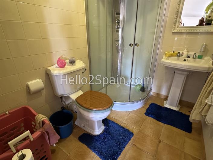 Image No.33-8 Bed Townhouse for sale