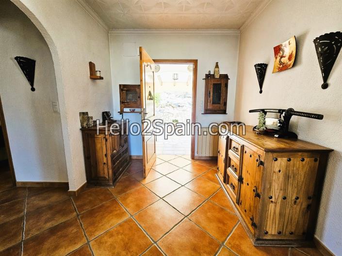 Image No.12-4 Bed Villa / Detached for sale