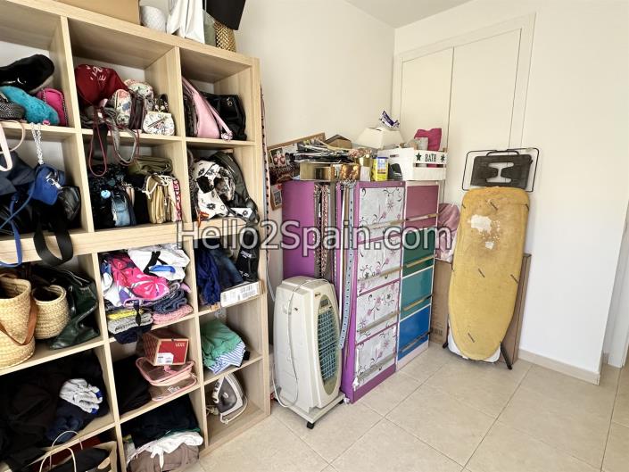 Image No.29-3 Bed Townhouse for sale