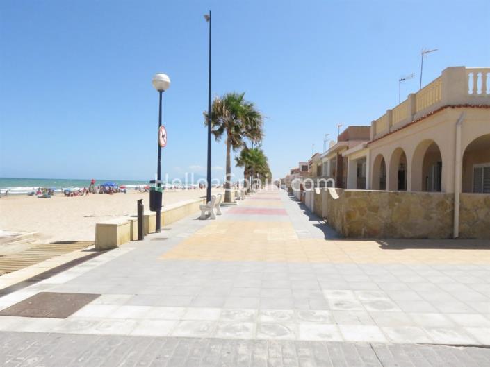 Image No.45-3 Bed Townhouse for sale