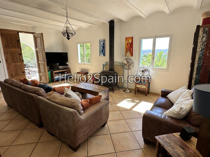 Image No.8-4 Bed Country Property for sale