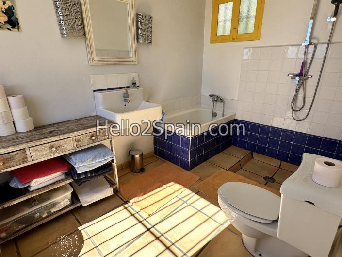 Image No.14-4 Bed Country Property for sale