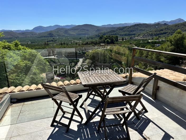 Image No.36-4 Bed Country Property for sale