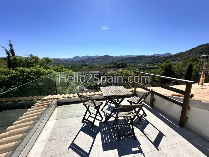 Image No.37-4 Bed Country Property for sale