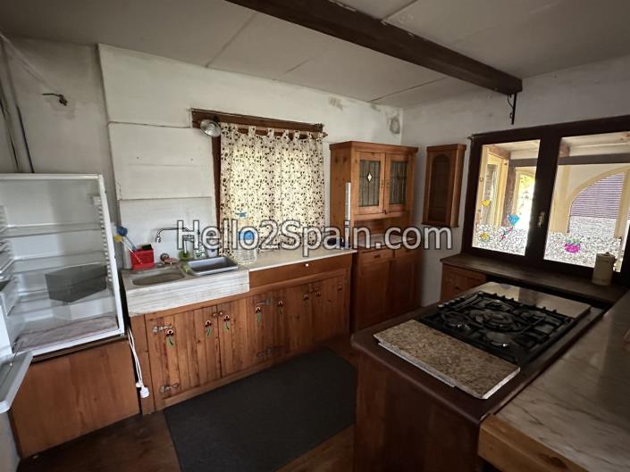 Image No.10-4 Bed Country House for sale