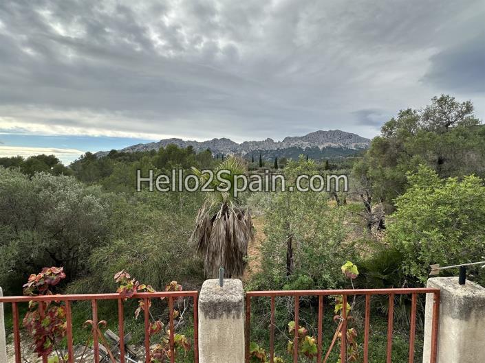 Image No.17-4 Bed Country House for sale