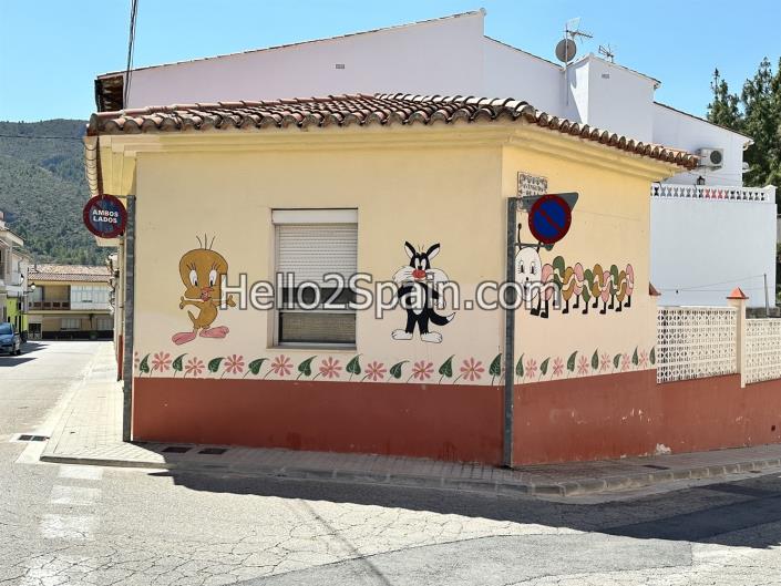 Image No.33-2 Bed Townhouse for sale