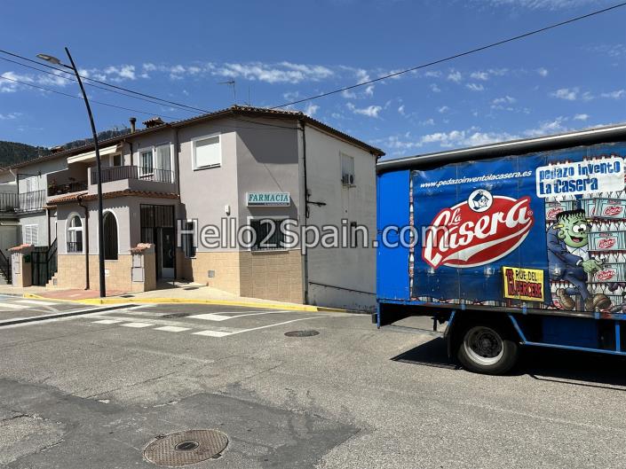 Image No.39-2 Bed Townhouse for sale