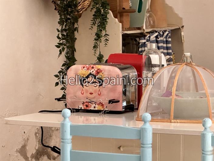 Image No.42-2 Bed Townhouse for sale